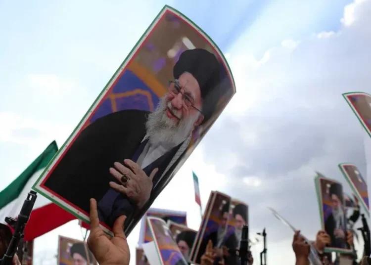 ‘The A team did survive’: Fox News reporter admits Trump’s mistake left Iran ‘dangerous’