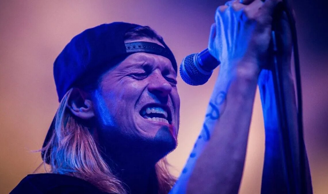 Puddle of Mudd Frontman Wes Scantlin and His Brother Are Working on an Autobiography