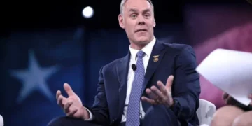 Another House Republican calls it quits