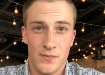 This high school dropout was cleaning offices for $14 an hour before he used AI to build a $1 million business