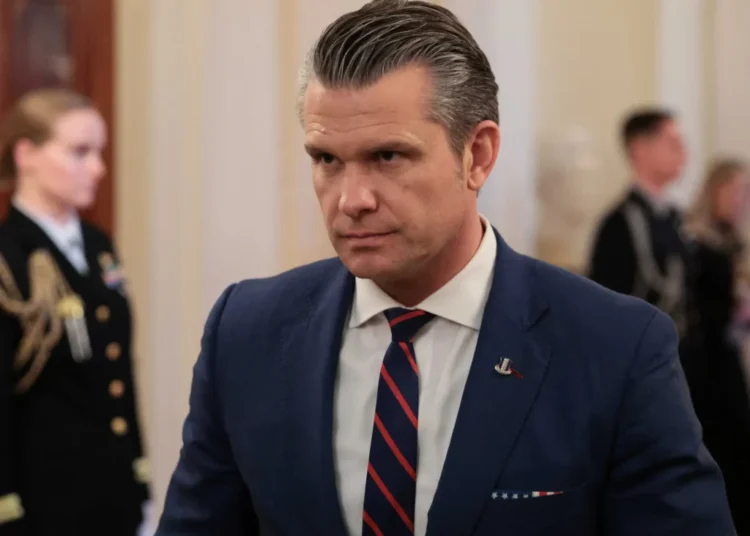 Hegseth’s ‘try-hard’ posturing unravels as war exposes him as ‘fake tough guy’: analyst