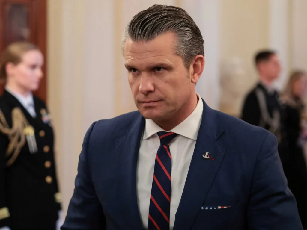 Hegseth’s ‘try-hard’ posturing unravels as war exposes him as ‘fake tough guy’: analyst