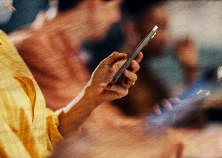 Hundreds of Millions of iPhones Can Be Hacked With a New Tool Found in the Wild