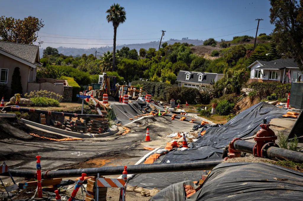 Severe landslide damage on Dauntless Drive in Rancho Palos Verdes, California.