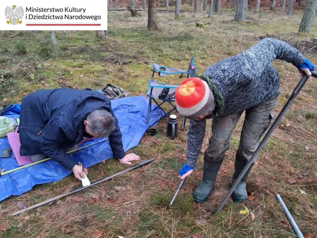 Archaeologists have uncovered the remains of the lost medieval town of Stolzenberg in a forest outside the modern-day Polish village of Sławoborze.