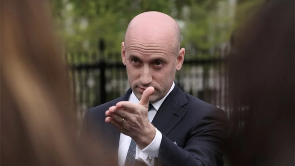 Trump’s midterm ‘panic’ threatens to spell the end for Stephen Miller: analyst