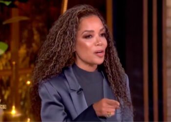 ‘The View’: Sunny Hostin Doggedly Presses Abby Huntsman on Whether Pete Hegseth Is Unqualified