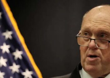 Disbelief as Trump’s big DHS ‘concession’ is he may agree to follow the law