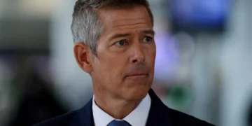 Trump official faces mounting calls to resign after yet another airline disaster