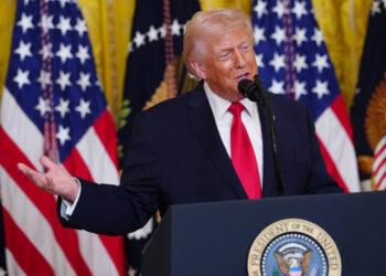 ‘We’re going to have a problem’: Republicans want Trump to move on from 2020