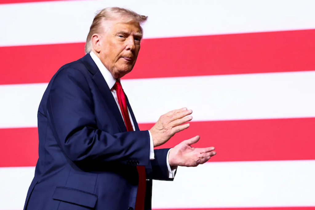 ‘That’s what kids do’: Ex-CIA chief hammers Trump over ‘naive’ oversight