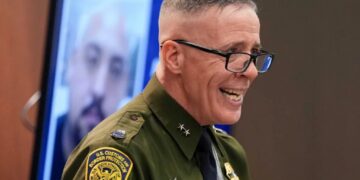 Ex-Border Patrol chief pushes to deport nearly one-third of US population
