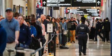 TSA Agents Could Get Paid as Soon as Monday Following Trump Order, DHS Says