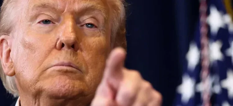 ‘Crazy pills’: Internet in disbelief watching Trump’s ‘double speak’ on Iran war