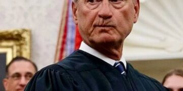 Justice Sam Alito shamed as ‘absolute embarrassment’ over case involving billionaire pal