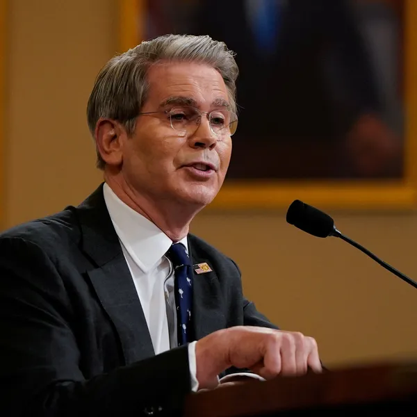 Feds make it harder for immigrants to send money to family