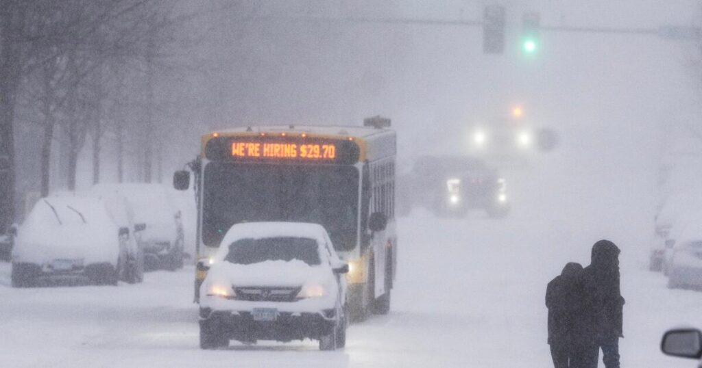 Snow and wind batter much of U.S., with threat of thunderstorms and tornadoes