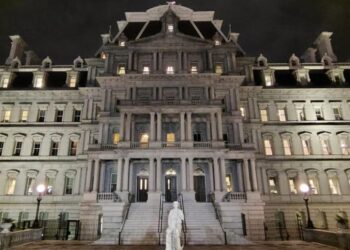 Trump places statue of Christopher Columbus near the White House