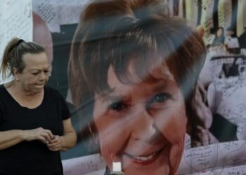 Family appeals to Arizona community for clues in ongoing disappearance of Nancy Guthrie