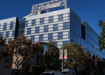 Democrats call for review of Paramount’s Middle Eastern financial backers