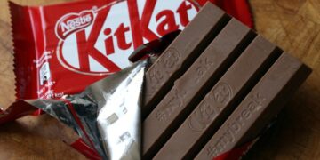 Nestlé says 413,793 KitKat bars have been stolen en route from Italy to Poland