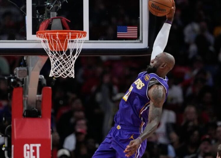 Luka Doncic (40 points) and LeBron James (30) lead Lakers to win over Rockets