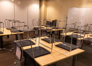 Survey reveals almost 50% of California teachers may quit teaching soon