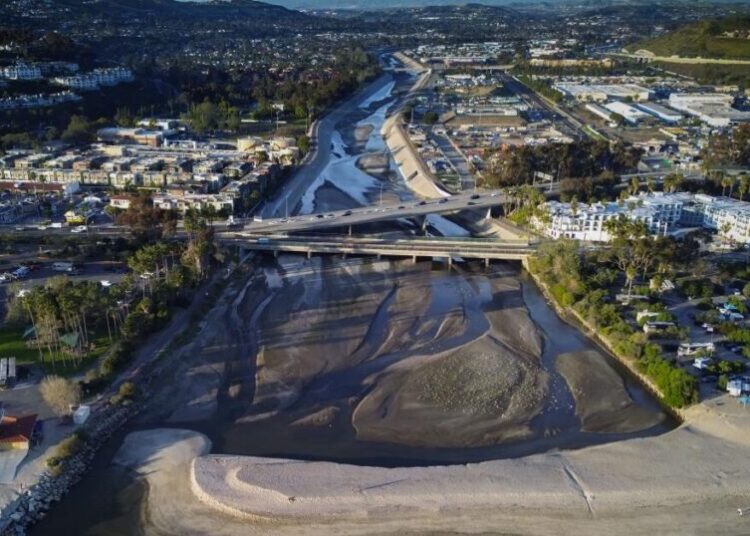 Fear that herbicides are poisoning Orange County creeks blows up on social media