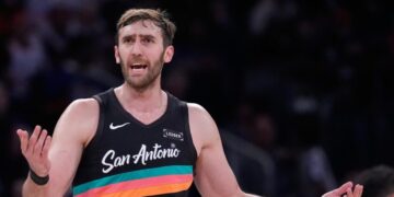 Spurs’ Luke Kornet wants Hawks to call off ‘Magic City Monday’ collaboration with strip club