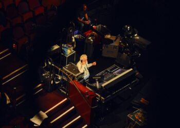 An exclusive look behind the scenes as Dolby Theatre transforms for the Oscars