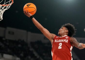 Alabama guard Aden Holloway arrested on felony drug charge days before NCAA tournament