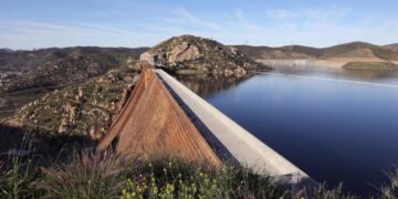 San Diego County agency selling water to keep its high rates in check