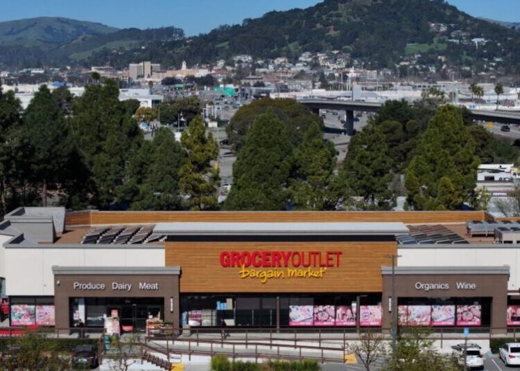 Why Grocery Outlet is closing some stores in California