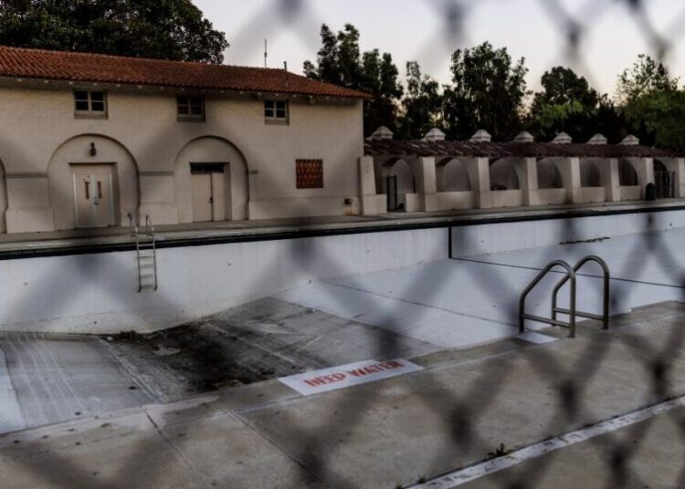 L.A. aims to rebuild Griffith Park’s historic pool for $40 million by 2029