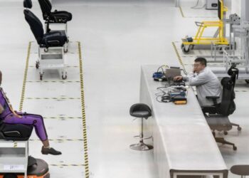 China is ripping up the rulebook for the global auto industry