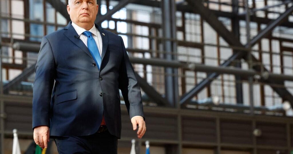 Hungary will cut natural gas supplies to Ukraine until Russian oil deliveries resume