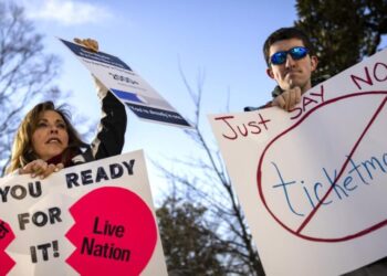 Ticketmaster and Live Nation could be divorcing. What to know about the ongoing antitrust trial