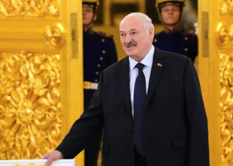 Belarus leader pardons 18 prisoners in an effort to improve ties with U.S.