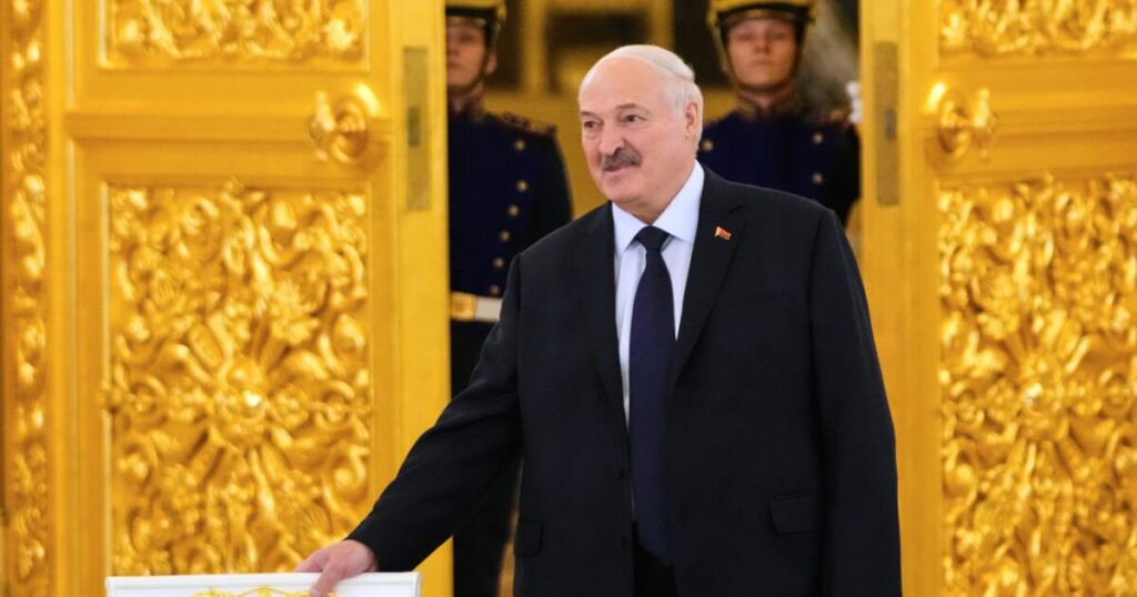 Belarus leader pardons 18 prisoners in an effort to improve ties with U.S.
