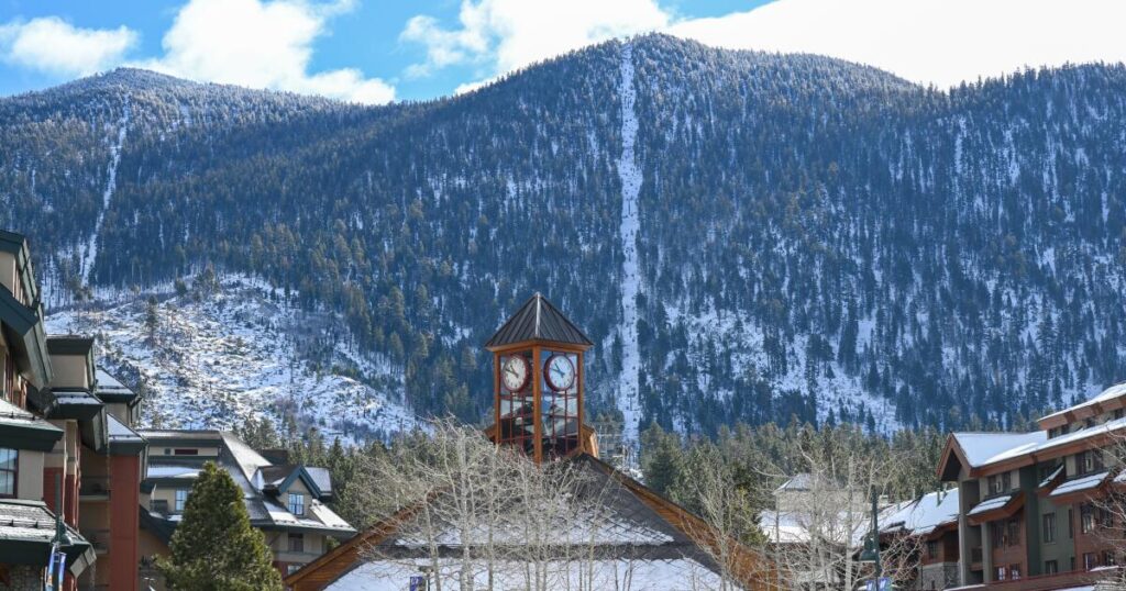 Early spring storms bringing snow to California, drizzle to Los Angeles