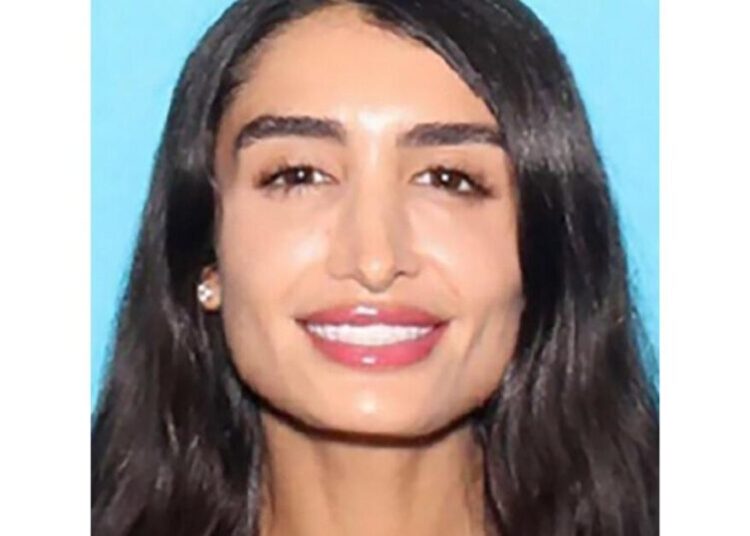 L.A. model lured victims through dating apps then stole from them, prosecutors say. Now she’s headed to trial.