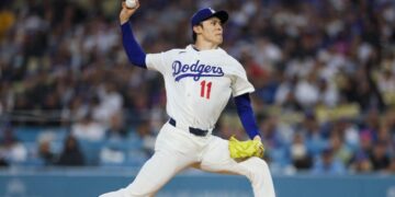 Roki Sasaki’s encouraging start undermined by Dodgers’ offensive woes in first loss