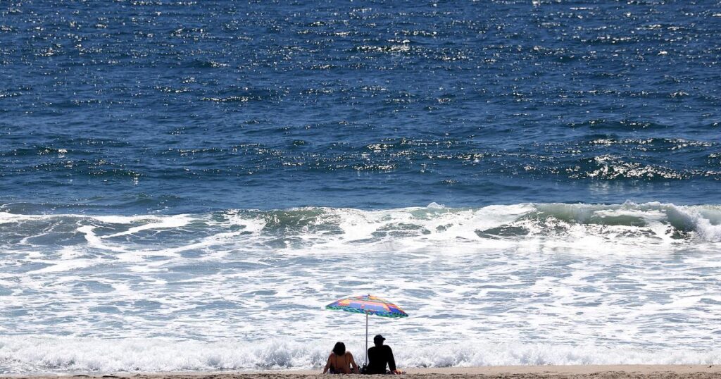 Teen injured in shooting at Dockweiler Beach