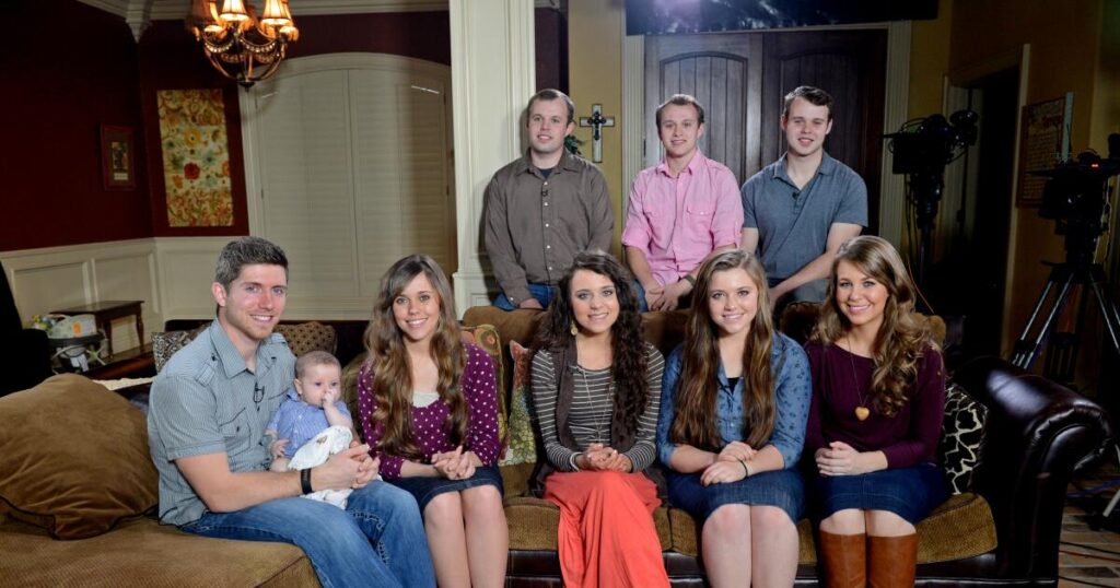 Joseph Duggar of ‘19 Kids and Counting,’ charged with child sex abuse, awaits extradition to Florida