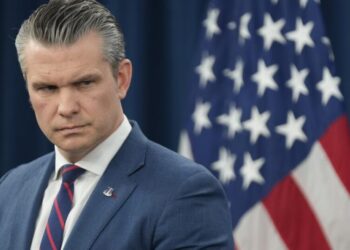 Pentagon blocks photographers from Hegseth’s briefings on the Iran war