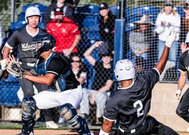 Prep sports roundup: Harvard-Westlake pulls out 5-4 baseball win over Sierra Canyon