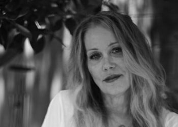 Christina Applegate gets brutally honest about trauma, abuse and struggles with MS