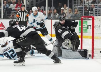 Kings open critical homestand with loss to Utah that rattles their playoff hopes