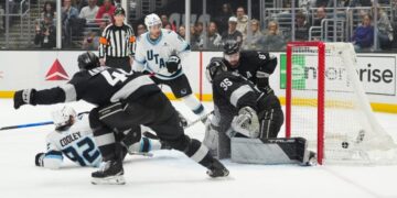 Kings open critical homestand with loss to Utah that rattles their playoff hopes