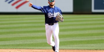 ‘Opportunity is present.’ Alex Freeland trying to take advantage of reps at second base